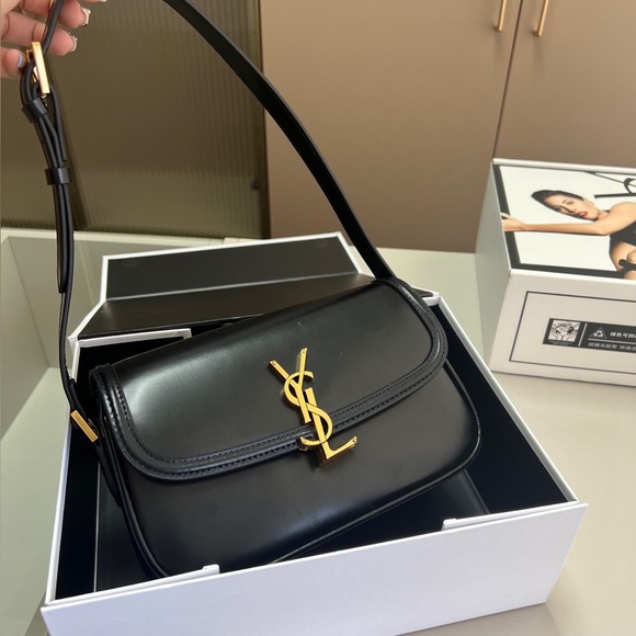 Saint Laurent. Handbags - Saint Laurent women's bag